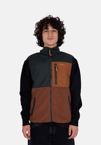 Iriedaily AUF DECK - Smanicato - nightforest