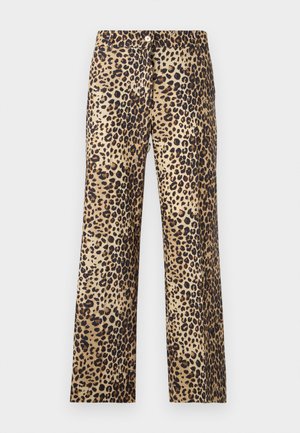 Hlače s leopard uzorkom u bež i smeđoj boji. Imaju kopčanje na gumb, kroj ravnih nogavica i glatku teksturu.