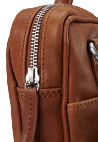 LUCLEON CAMBODIA - Notebooktasche - brown
