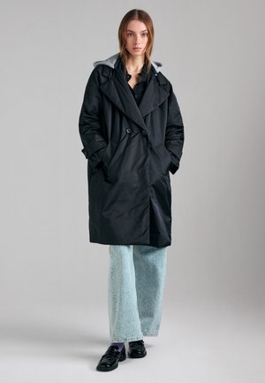 Sisley, PADDED COAT WITH HOOD.. - Trench - black
