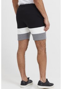 INDICODE JEANS IDCAUL - Shorts - black