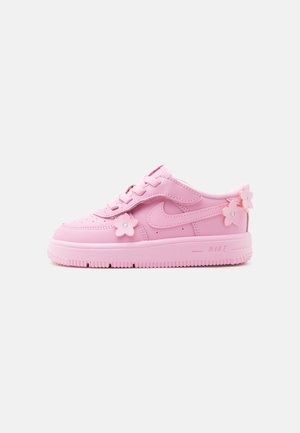 Nike Sportswear, FORCE 1 UNISEX, różowy