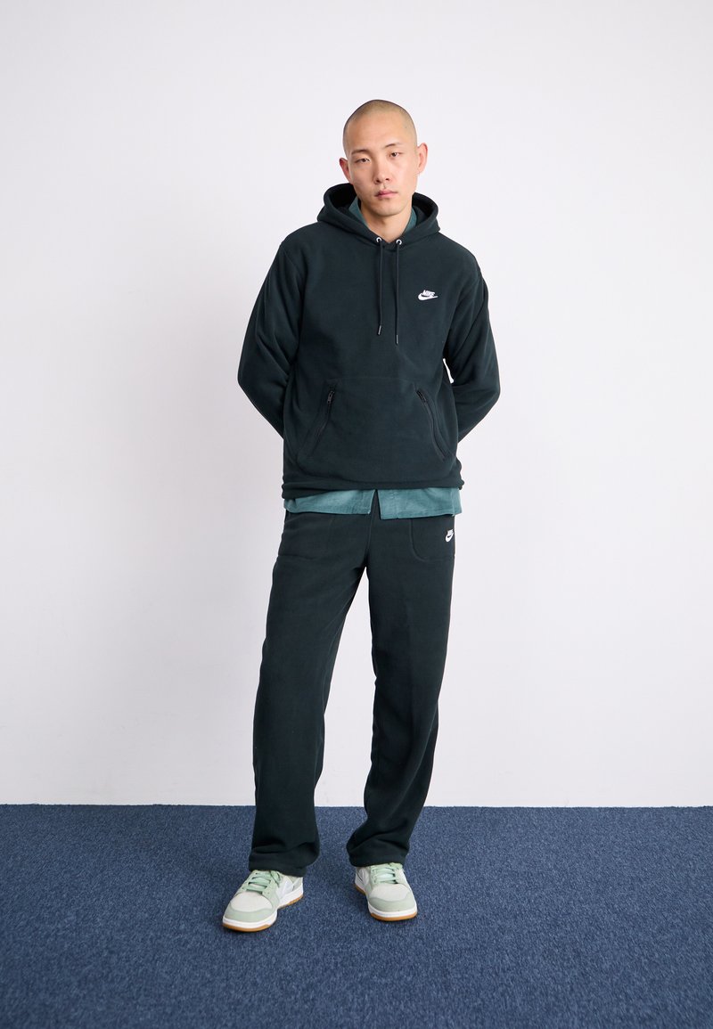 forro polar nike canguro polar