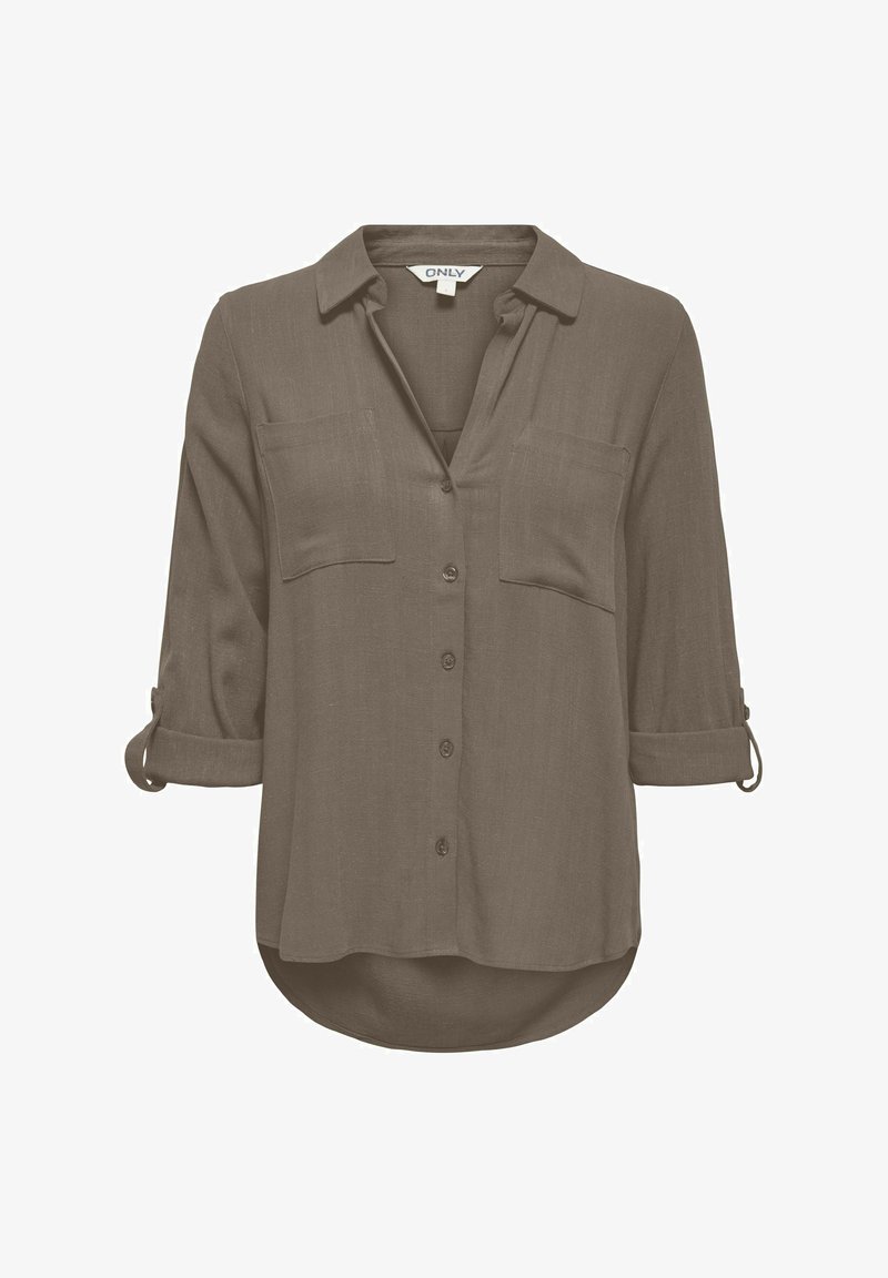 Blouse marron à manches longues avec boutons, deux poches poitrine, manches retroussées avec pattes à boutons, et ourlet arrondi.