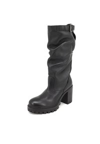 Stivale in pelle nera altezza ginocchio con un design morbido, tacco spesso, finitura testurizzata e un accento con cinturino e fibbia nella parte superiore.