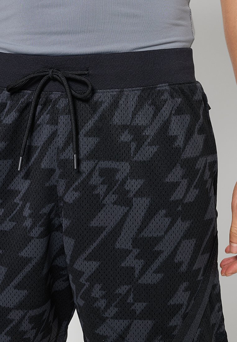 Kurze Sporthose