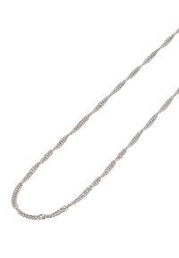 Řetízek z kovu stříbrné barvy s vinutými články, který má hladký, odrazivý povrch a složitý navzájem propojený design.