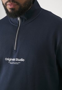 Jack & Jones JORVESTERBRO QUARTER ZIP - Bluză de molton - sky captain