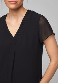 s.Oliver BLACK LABEL Camicetta - black