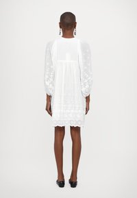 MILLE DAISY DRESS - Kjole - white