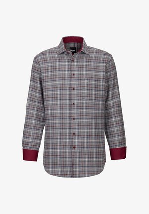 Camicia grigia a quadri con accenti bordeaux, maniche lunghe, colletto a bottoni, taschino frontale e un motivo di tessuto testurizzato.