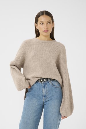 Gestuz ALPHA - Strickpullover - warm sand melange