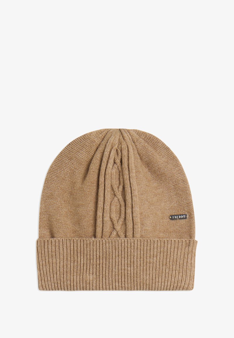 Berretto di maglia color marrone chiaro con un motivo a trecce testurizzato sulla parte superiore e una fascia a coste nella parte inferiore. Etichetta sul lato.