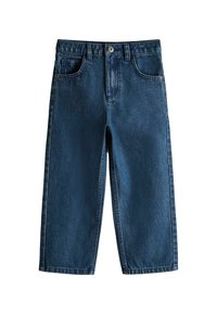 Sötétkék farmerfélszárú nadrág. Öt zsebbel, elől gombos záródással és egyenes szárú kialakítással rendelkezik. Egész felületen kopott hatású textúrával.