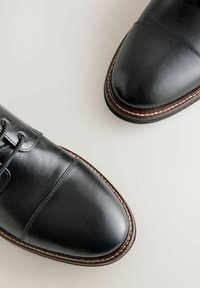Next REGULAR FIT - Botines con cordones - black