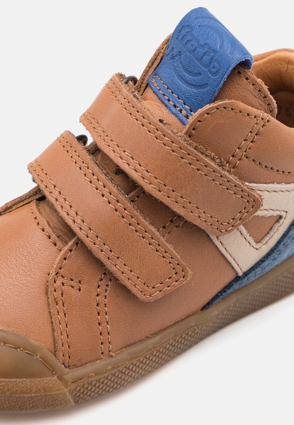 ROSARIO UNISEX - High-top trainers - cognac4