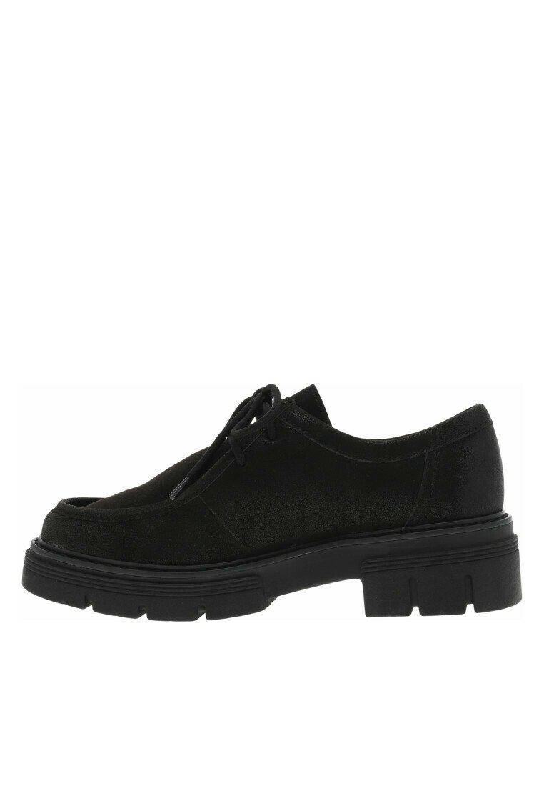 Chaussure noire en cuir à lacets avec bout arrondi, tige texturée et semelle en caoutchouc épaisse dotée d'un talon légèrement surélevé.