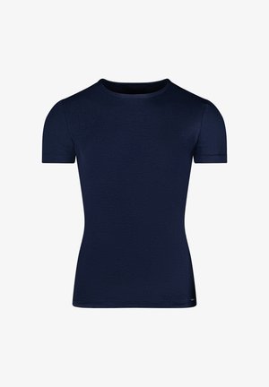 Laivastonsininen, lyhythihainen istuva T-paita pyöreällä pääntiellä, esitetty valkoisella taustalla.