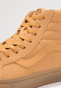 Vans Höga sneakers - tan