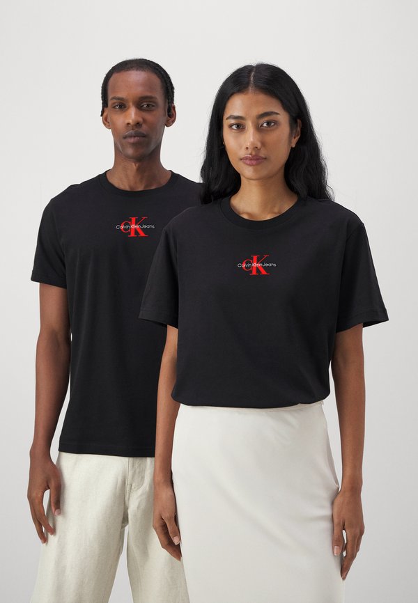 REGULAR FIT - Basic T-shirt3