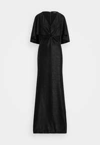 Svart aftonklänning med djup V-ringning, korta volangärmar och en vriden detalj framtill. Tillverkad av textilier med en subtil glans.