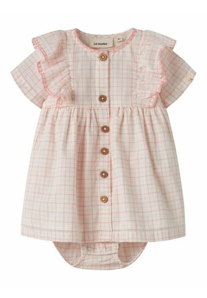 Detské šaty s ružovým kockovaným vzorom, drevenými gombíkmi vpredu, krátkymi volánovými rukávmi s ružovým vyšívaným lemom a pripevnenými nohavičkami.