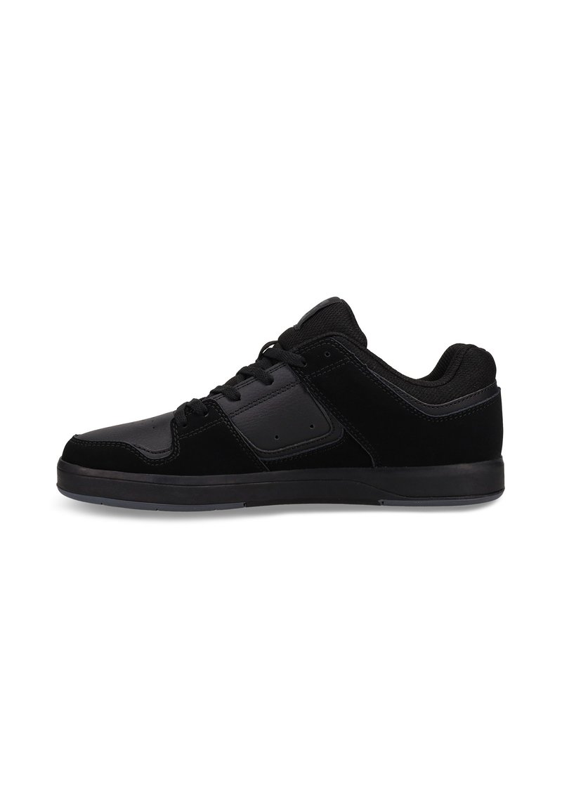 DC Shoes CURE  - Skeittikengät - black black black