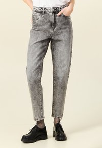 BONOBO Jeans Jeans Tapered Fit - denim snow gris