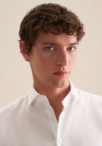 Seidensticker BUSINESS - Zakelijk overhemd - white