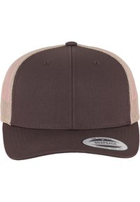 Pruun snapback müts, millel on tihe kangas esiosa ja heledad võrgusilmad küljed. Omab lamedat visor'i ja kleebist esiosal.
