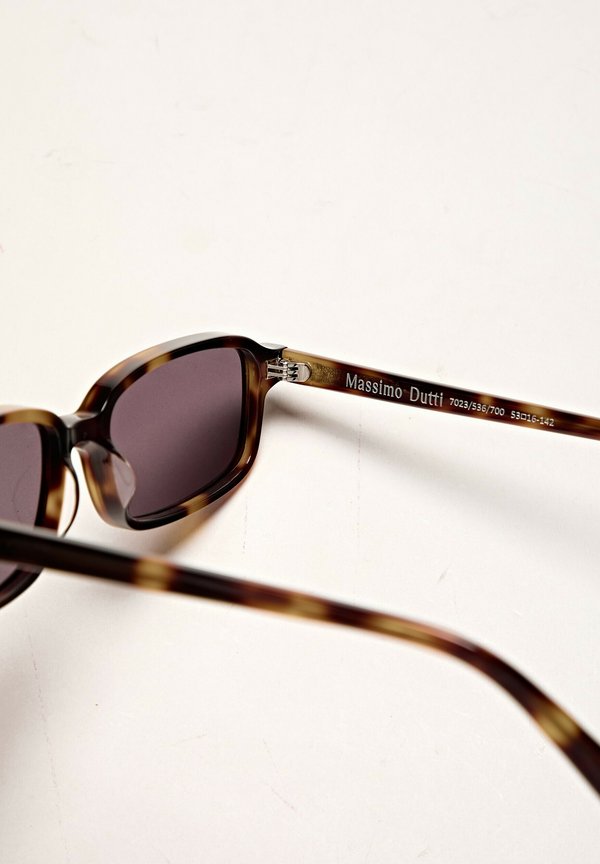 SMALL RECTANGULAR - Sunglasses4