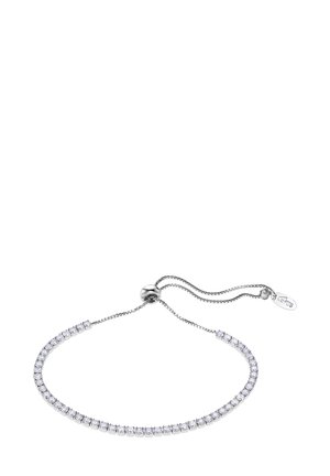Silbernes verstellbares Armband mit einer Reihe von klaren Edelsteinen, die in eine schlanke, zarte Kette gesetzt sind, mit einem runden Verschluss und einem Logo-Anhänger.