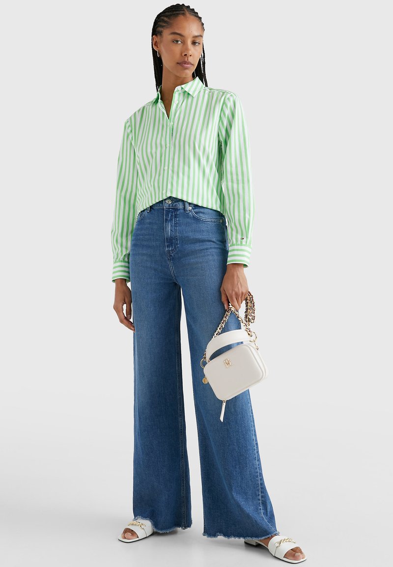 tommy wide leg jeans