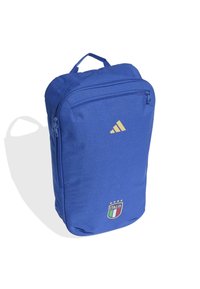 Modrý batoh s predným zipsovým vreckom, zlatým logom Adidas a erbom futbalového tímu Talianska so štyrmi hviezdami a trojfarebným štítom.