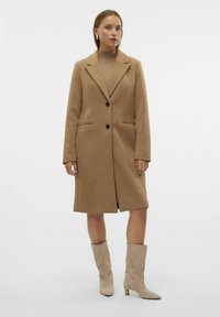 Vero Moda BOO - Abrigo clásico - tan