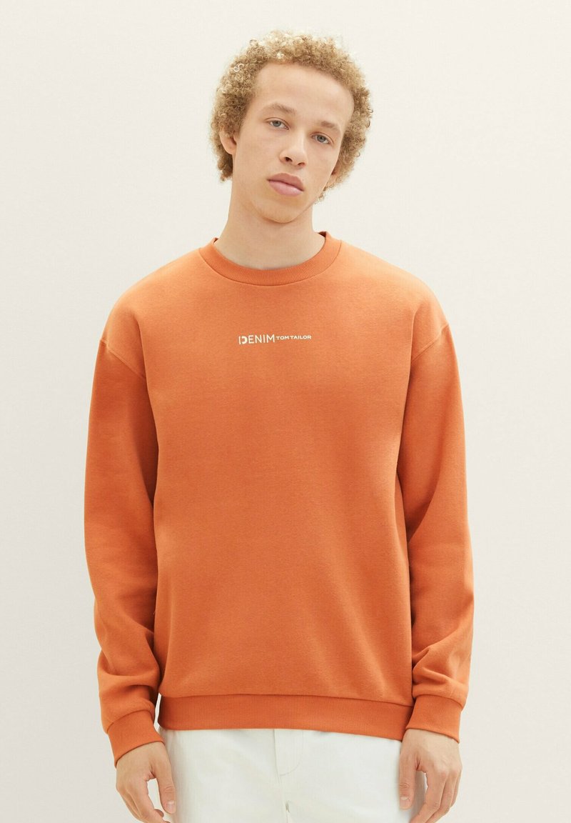 TOM TAILOR DENIM - Sweatshirt - soft autumn rust, Forstør