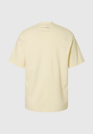 Selected, SLHRELAXKAI O NECK - Camiseta estampada - egret
