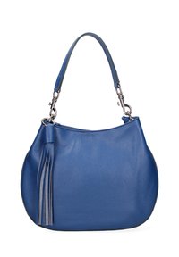 Sac à main en cuir texturé bleu avec une seule anse, des fermoirs argentés et un pompon décoratif sur le côté gauche.