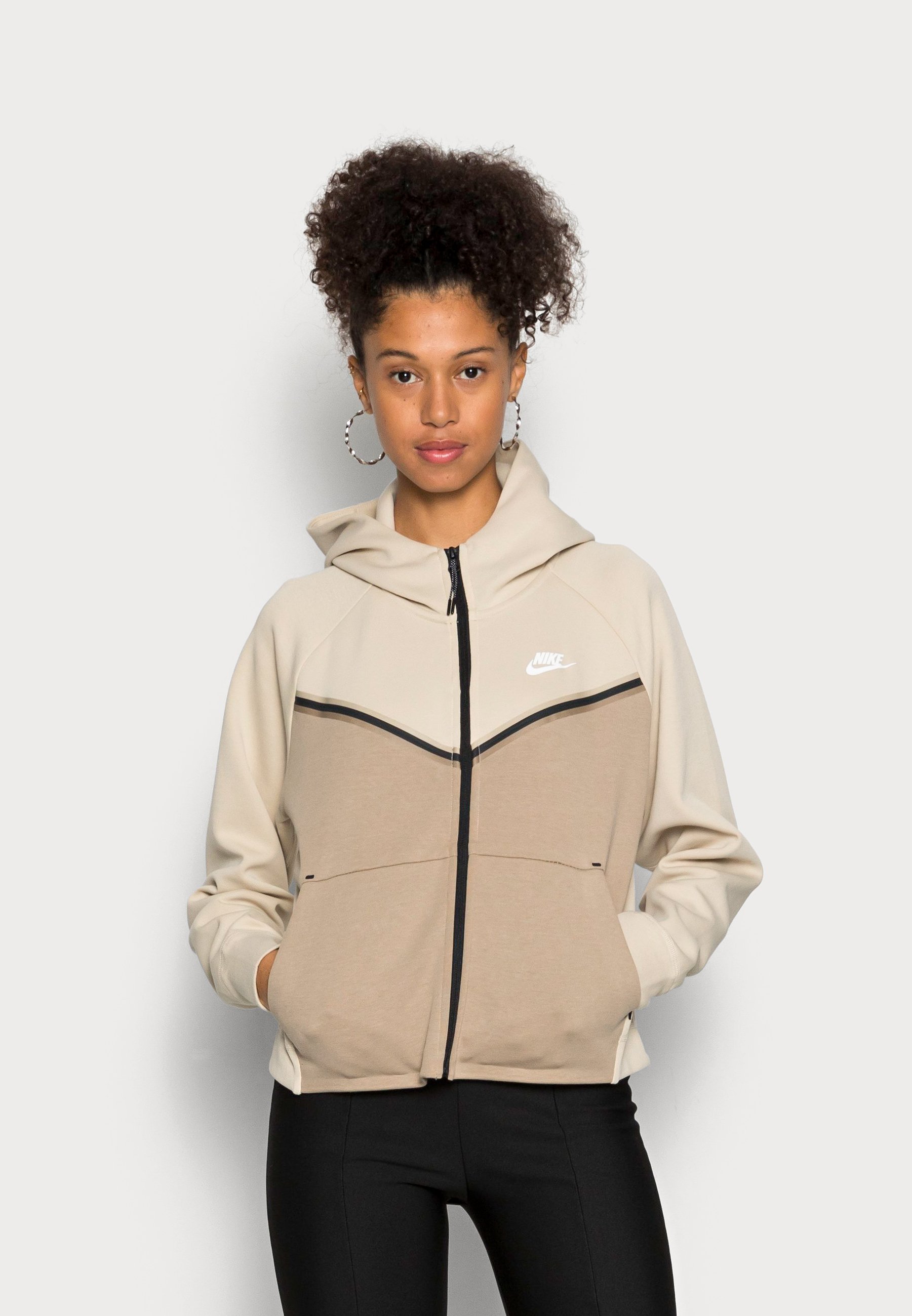 Nike Tech Fleece Komplet Zenski