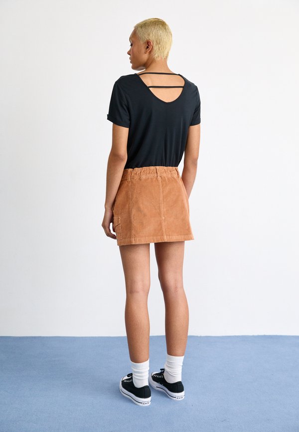 ROLL WITH IT - A-line skirt - camel4