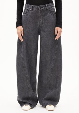 AALTHEA BARREL - Jean baggy - corno