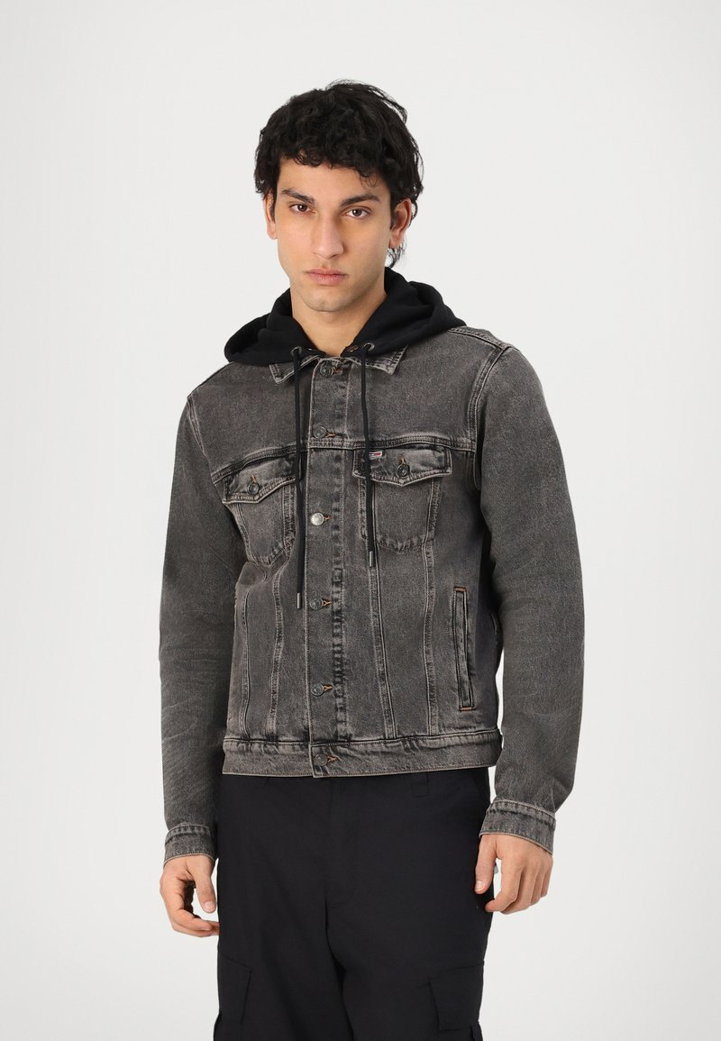 Tommy Jeans - HOODED RYAN - Jeansjacke - denim black, Vergrößern