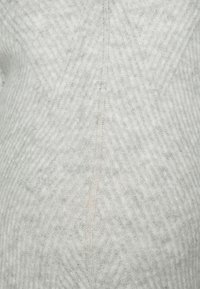 ONLY MATERNITY OLMCAROL - Gebreide jurk - light grey