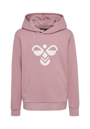 Jasnofioletowa bluza z kapturem z kieszenią kangurka na przodzie oraz białym geometrycznym logo pszczoły na środku na wysokości klatki piersiowej.