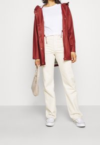 Vero Moda Parkas - dark red