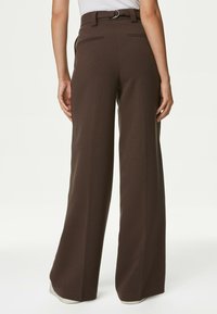Marks & Spencer CREPE TAB DETAIL WIDE LEG - Broek - dark chocolate