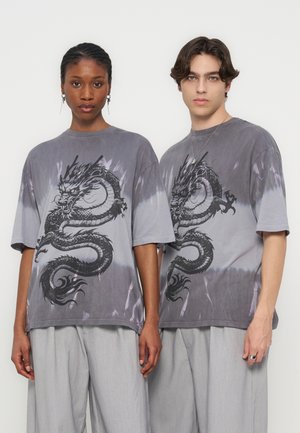 YOURTURN UNISEX - T-shirt imprimé - chiseled stone/forged iron