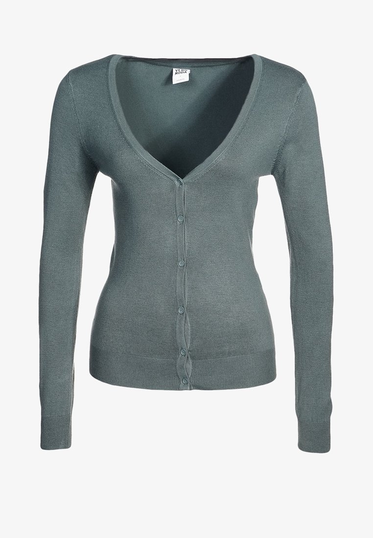 Svetr na zapínání v tlumené barvě modrozelené. V-čelní design, dlouhé rukávy, žebrované manžety a lem. Měkká, hladká textura s klasickým střihem.