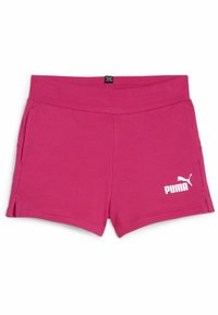 Șorturi atletice roz, realizate dintr-un material moale, cu un elastic la talie. Au buzunare laterale și un logo alb Puma în partea stângă jos.