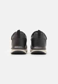 Geox FASTICS - Chaussures premiers pas - black